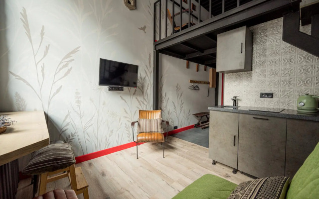Soho Bohemian Loft on Nizhnyaya Krasnoselskaya Street