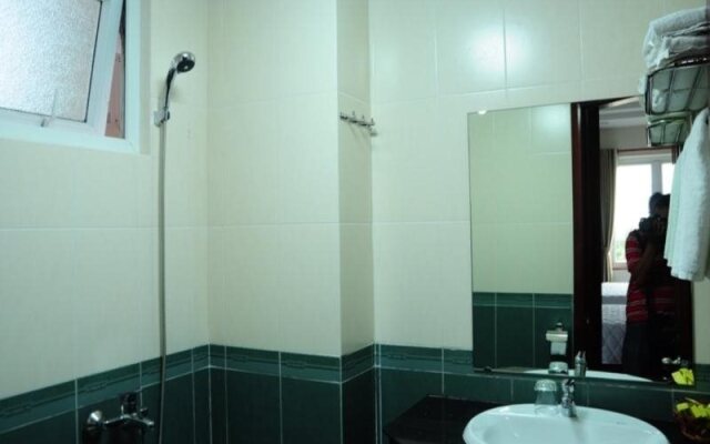 Canh Buom Hotel