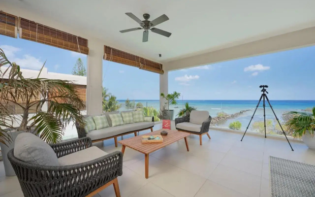 Otera 2 Penthouse with panoramic view