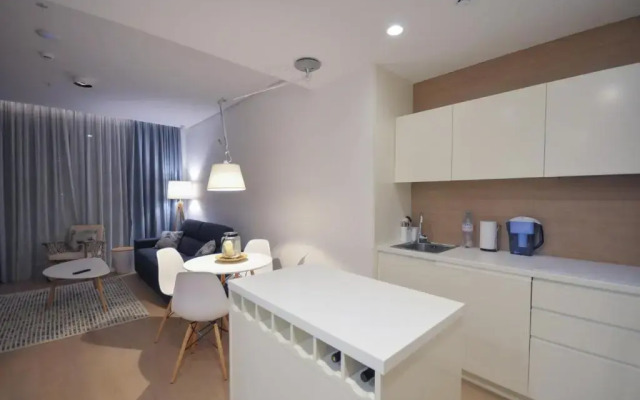 Leona Residences Apartment