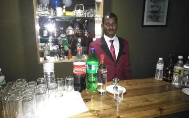 Hotel Tarayana Grand