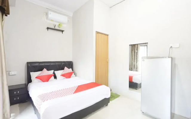 OYO 92702 Minang Jaya