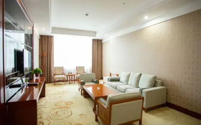 Jinhe Conifer International Hotel