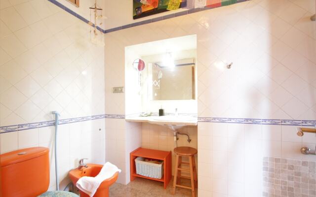 River View Very Central & Spacious 1 Bedroom