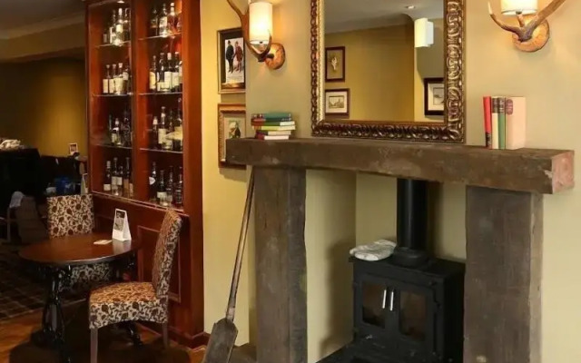 Newburgh Inn