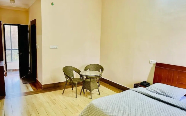 Hotel Suryadev