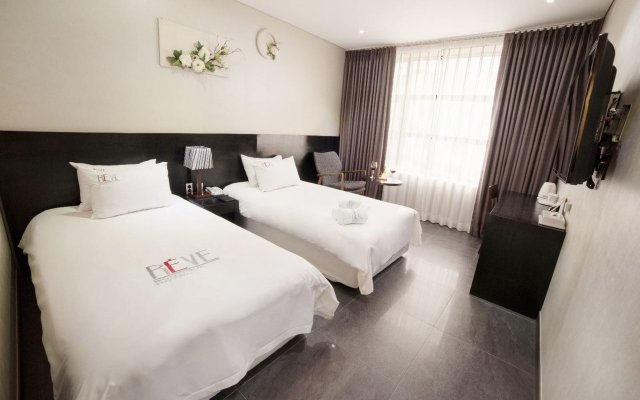 Reve Hotel Jeju