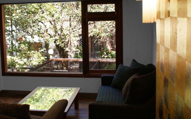 Dolce Lobo Boutique Stay
