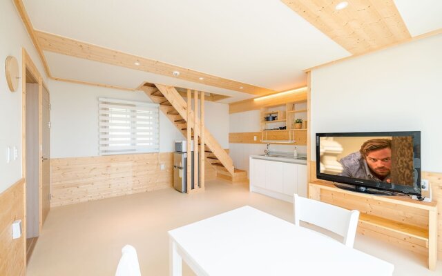 Namhae Macaron Pension