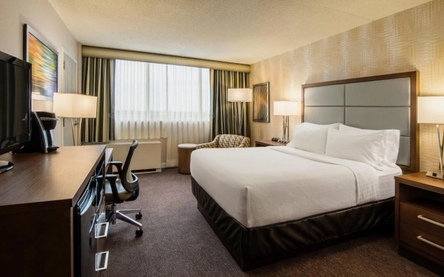 Holiday Inn Winnipeg South by IHG