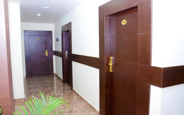 Tripstays 4037