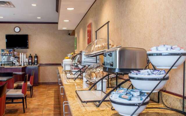 Quality Inn Near Walden Galleria Mall