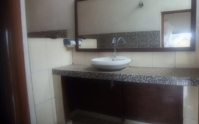 Bukit Indah Home Stay