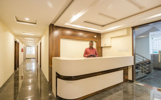 Capital O 35572 La Brook