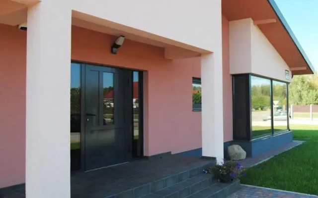 Holiday House Atostogana
