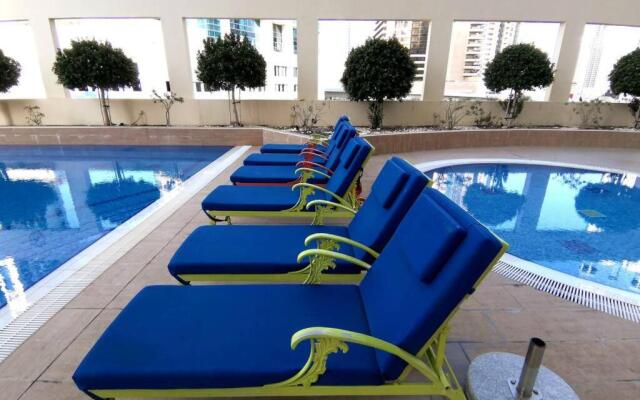 Jbr Beach Studio At Royal Oceanic Tower