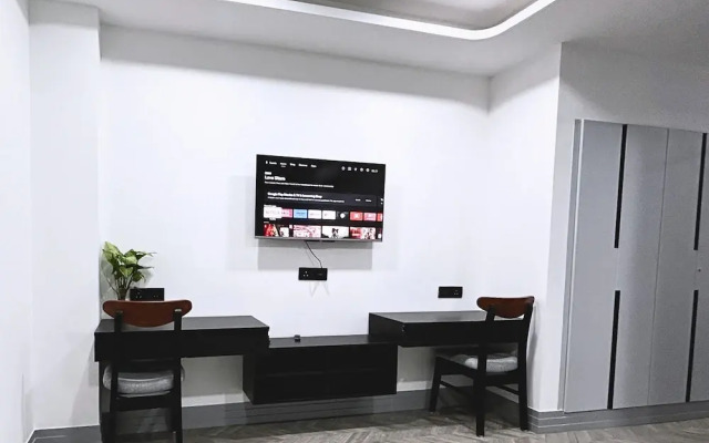 BedChambers Serviced Apartment, Golf Course, Gurgaon