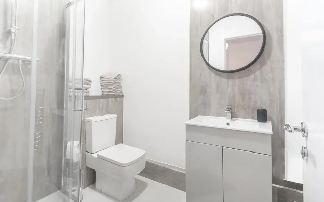 Modern Apartment In Dundee Near Museums, City Centre