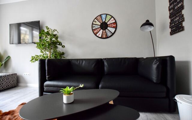 Standard Apartment by Hi5 - Fejer Gyorgy Street