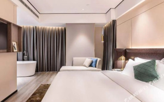 Echarm Plus Hotel (Quanzhou Wanda Plaza)
