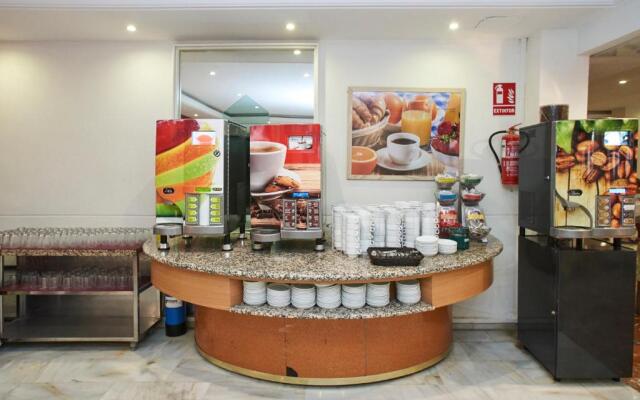 Nerja Club by Dorobe Hotels