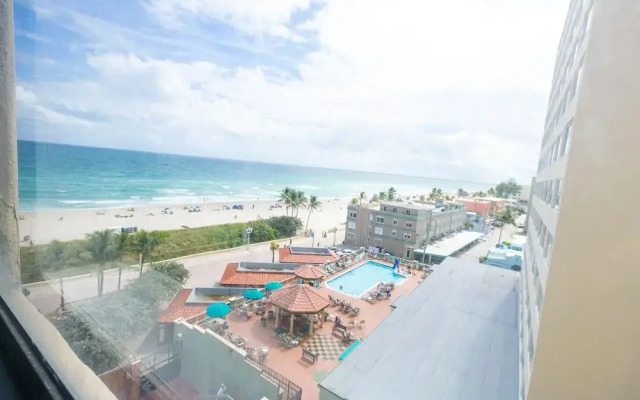 707 Partial Ocean Hollywood Beach