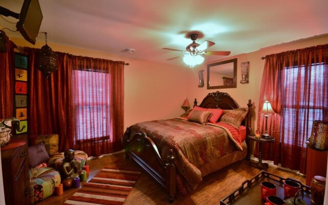 Lil' Heart & Soul Boutique Inn