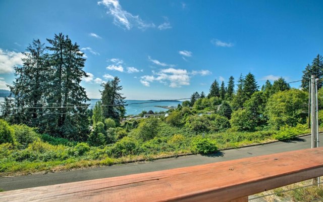 Bay City Home w/ Gorgeous Bay Views From Deck