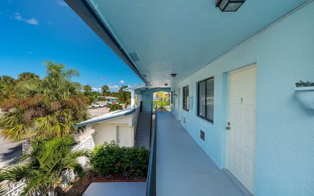 Seven Palms Hotel & Apartments