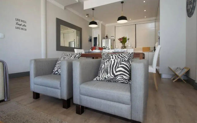 9 Church View - Homely Apartment