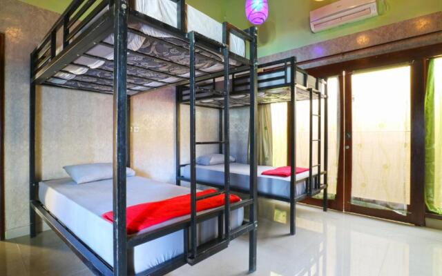 Hang Five Canggu Hostel