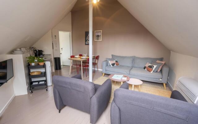 The Suit Duplex Apartment