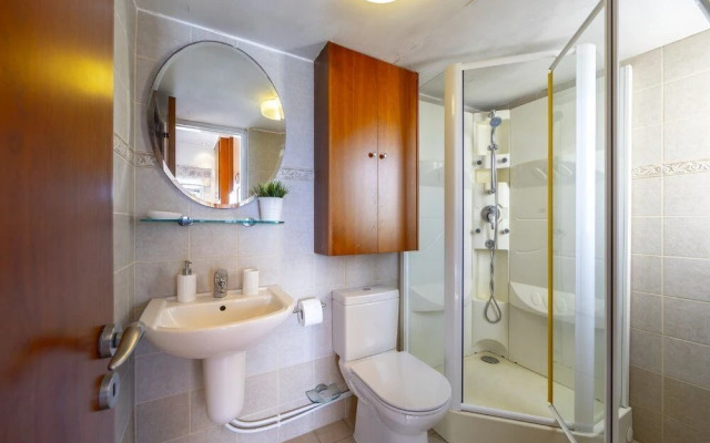 Meneou Beachfront Villa 3