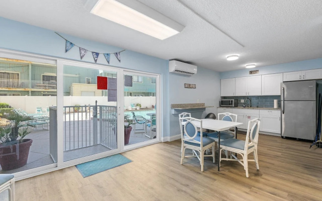 Ponce de Leon Towers 401