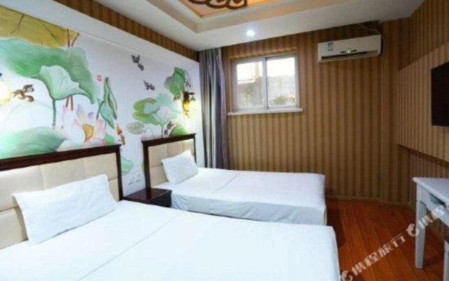 Xinyue Banwan Hotel