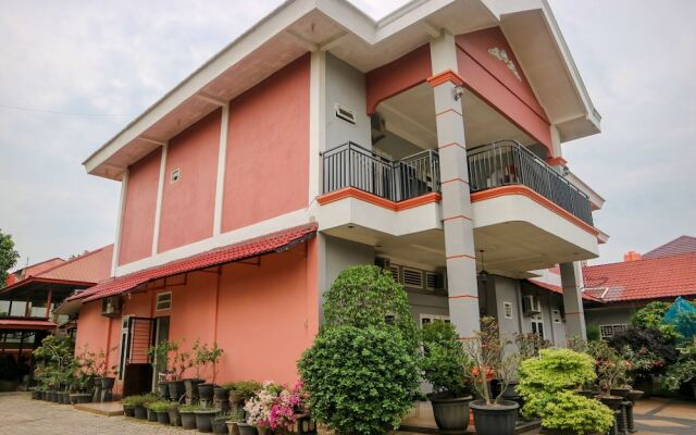 OYO 1156 Fanybella Homestay