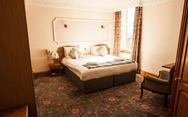 Duke Of Gordon Hotel
