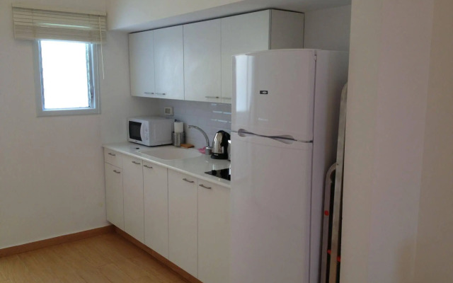 Frishman Apartments