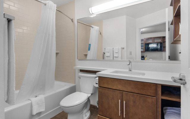 Candlewood Suites Pensacola - University Area by IHG