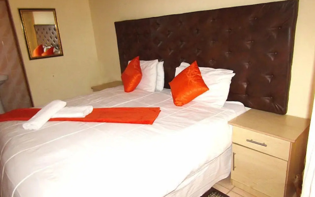 African Cave Lodge