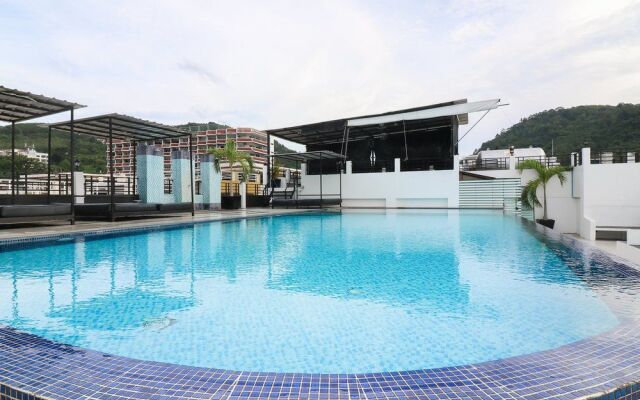 NIDA Rooms Turquoise Blue Patong