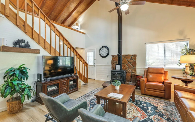 Grill & Games: Family-friendly Flagstaff Getaway!