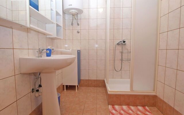 Apartment 1210