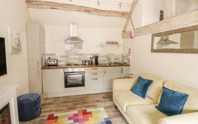The Bolt Hole, Tiddington