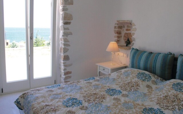 Amazing home in Ampela, Paros with 3 Bedrooms and WiFi