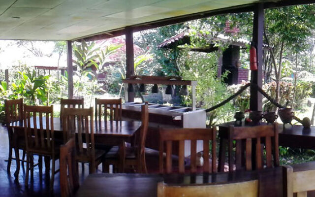 Montecristo River Lodge