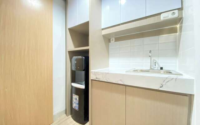 Good Choice And Homey Studio At The Alton Apartment