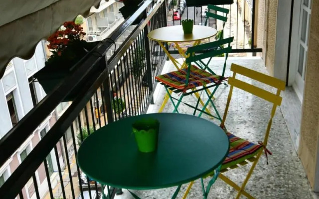 Top Koukaki Location 3rd floor 2bdr