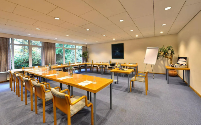 Greenline Hotel Holst