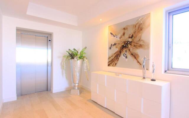2288 new modern penthouse with privat pool